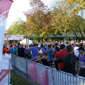 Einwerfen statt wegwerfen - beim München Marathon